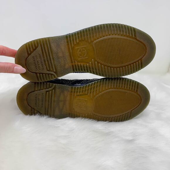 NWOT DR. MARTENS Flora Asciano Chelsea Boot faux snakeskin leather gray white - Picture 7 of 13